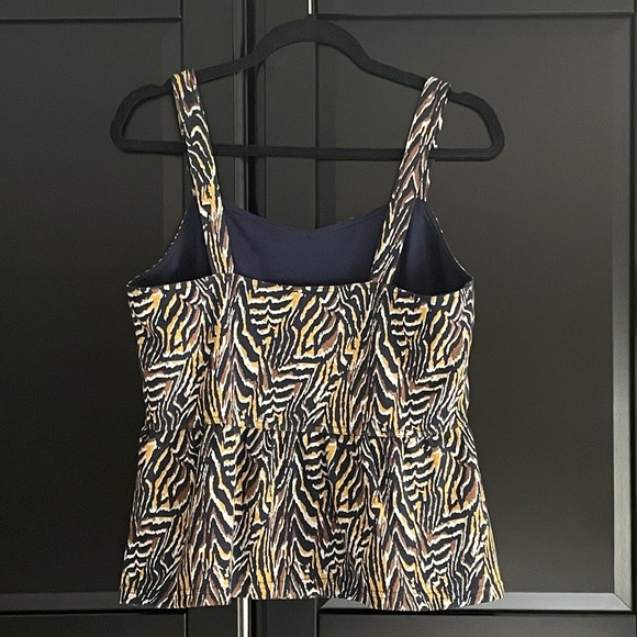 Like New Anthropologie Striped Zebra Peplum Tank 🦓 M - Picture 3 of 10